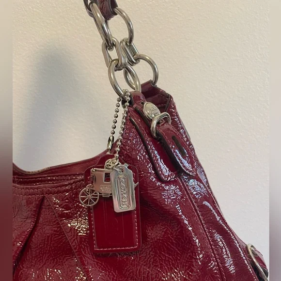 ~RARE Coach Maggie Mia Patent Cranberry Red Leather Handbag Tote Hobo Purse~